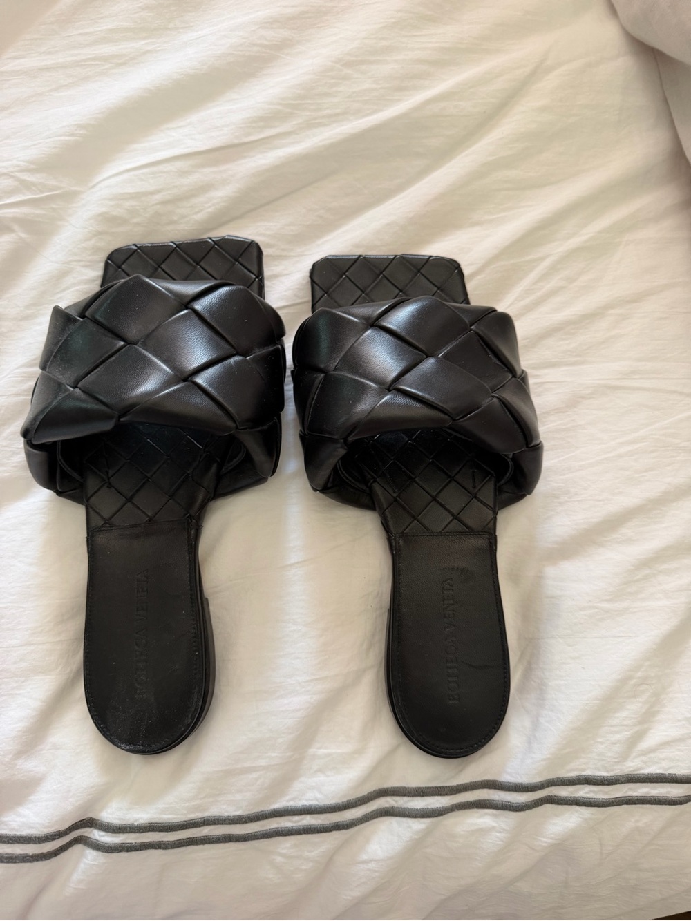 Bottega Veneta Black Lido Flat Sandals